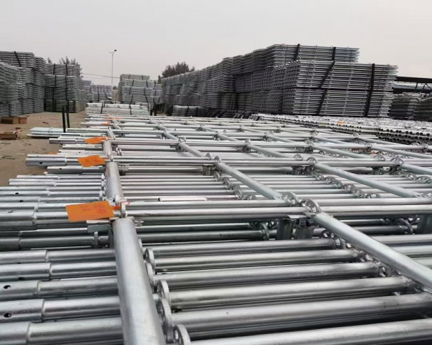 盤(pán)扣腳手架